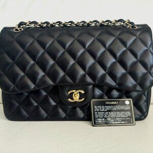Chanel Black Lambskin Leather Quilted Classic Double Flap Bag with Gold